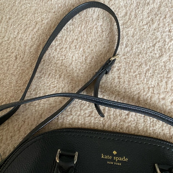 SOLD🎉 Kate Spade Purse - Picture 2 of 7